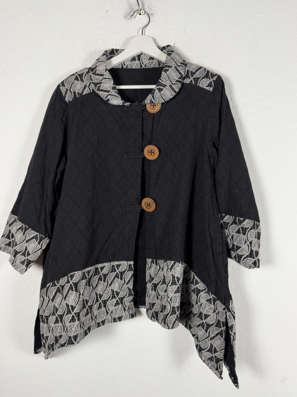 Cupcake International Womens Textured Geo Print Asymmetric Jacket L/XL Artsy